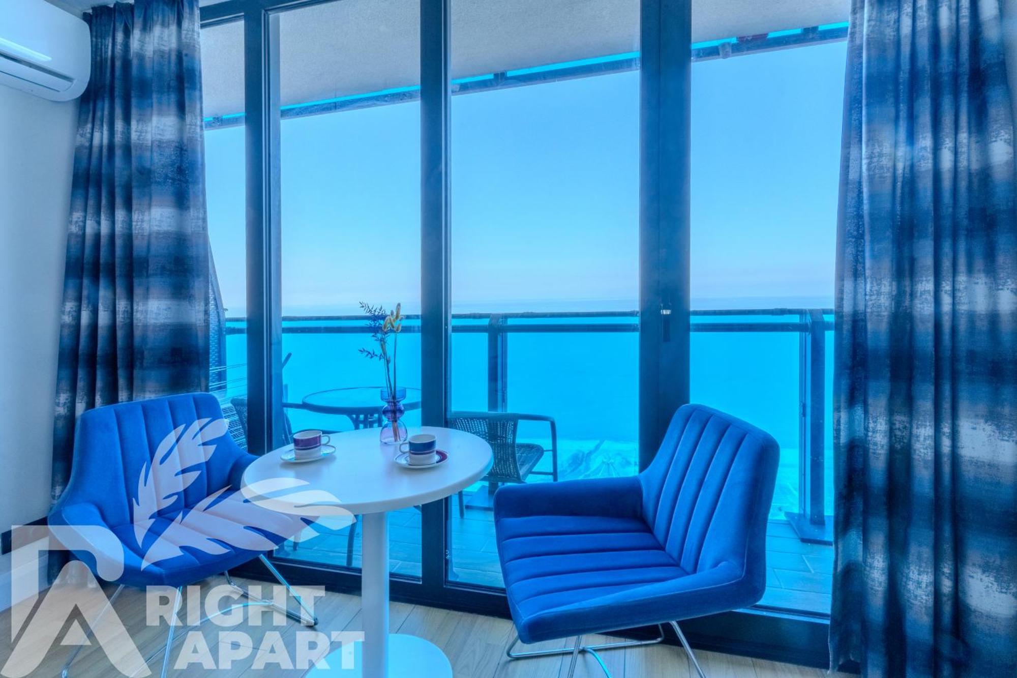 Orbi City Hotel Sea View 바투미 외부 사진